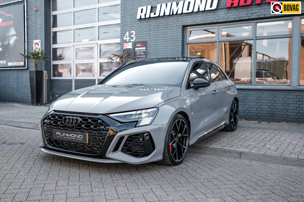 Audi A3 Sportback 2.5 TFSI RS 3 quattro|Akrapovic|Keramisch|Carbon|Head-Up|